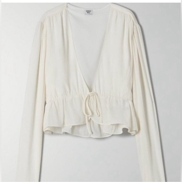 Aritzia Blouse - Picture 3 of 3